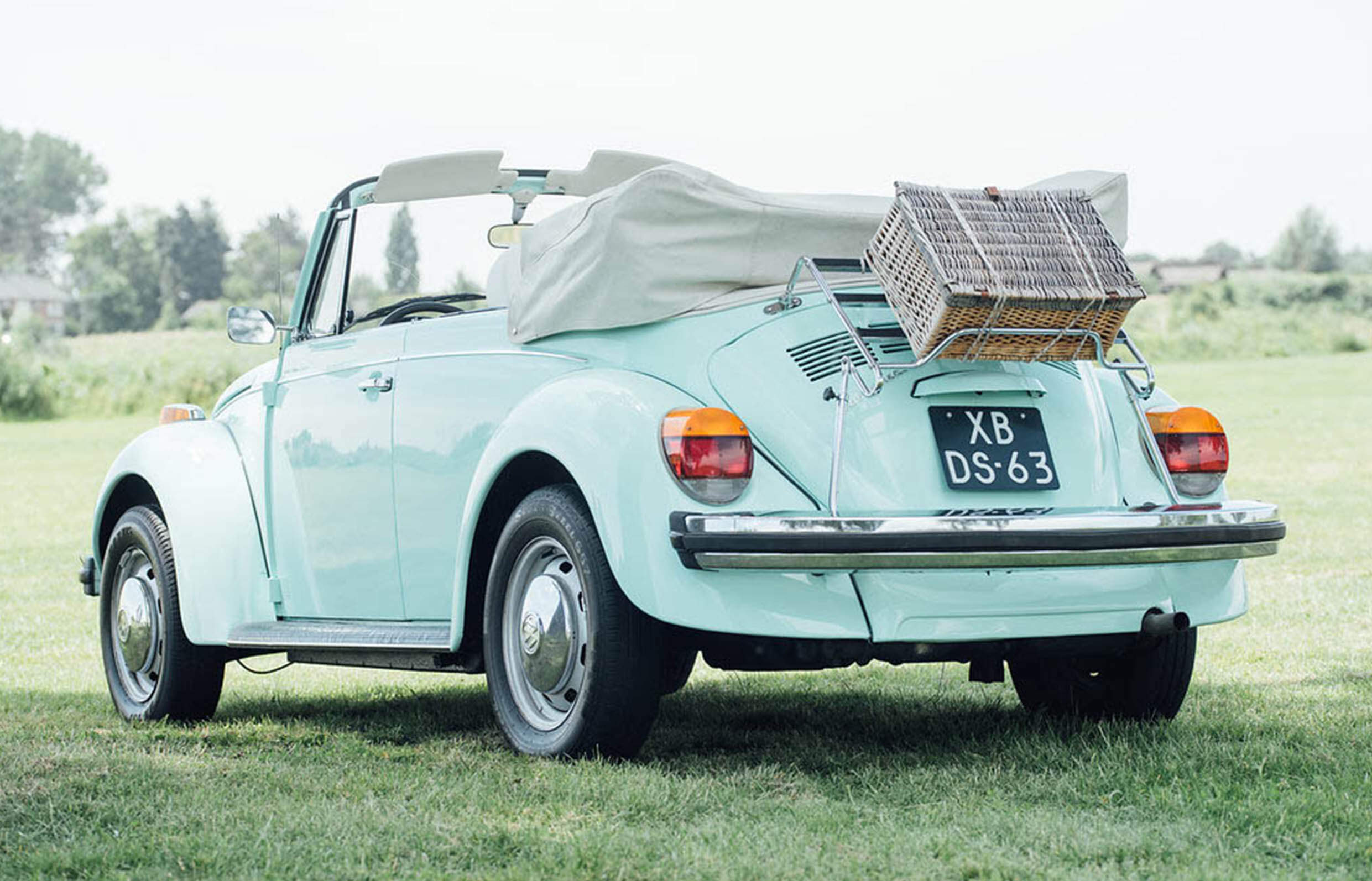 VRT CABRIO VW Kever Minty1 Header slider