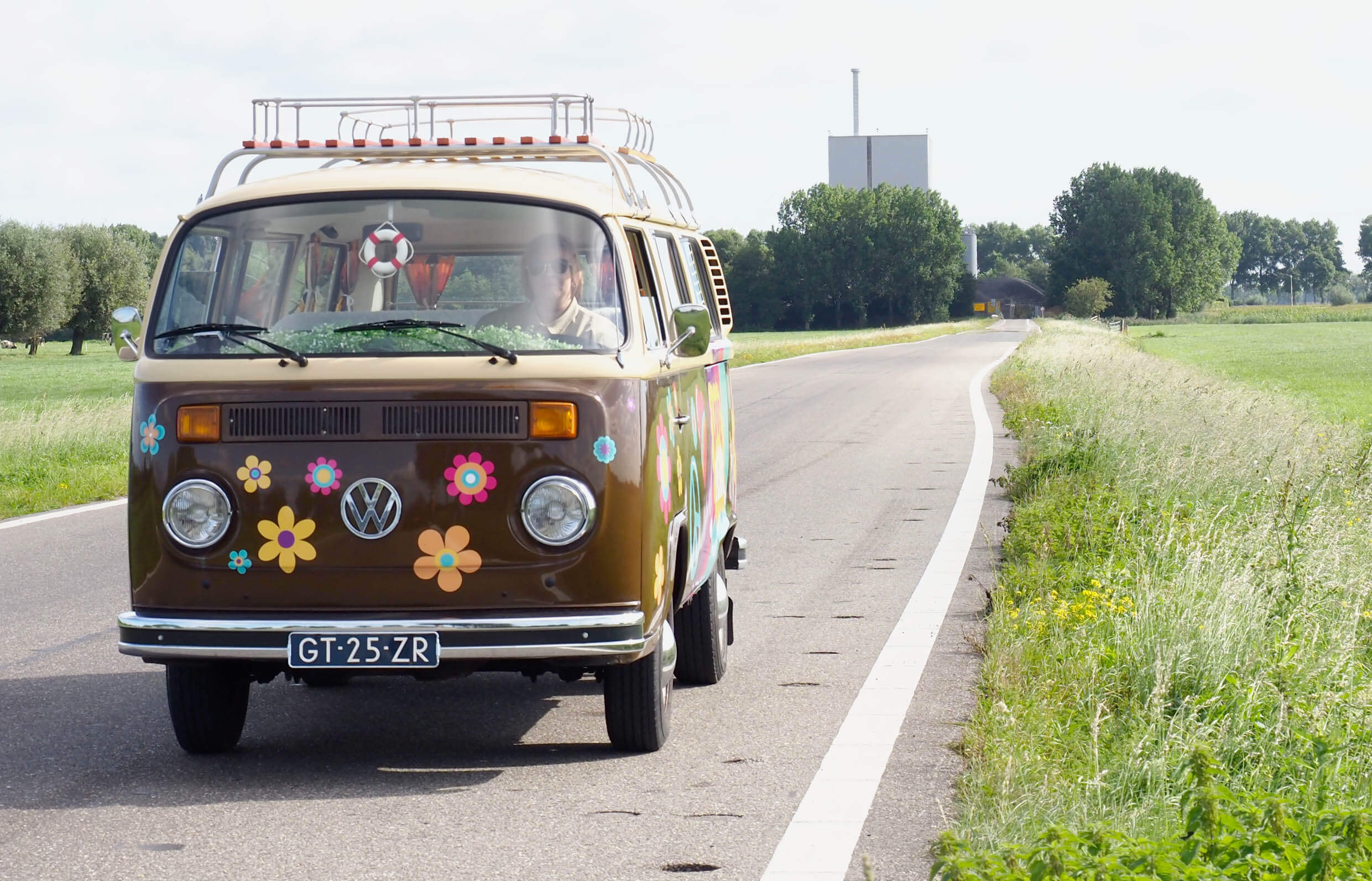 VRT T2 VW busje Mr Woodstock2 Header slider